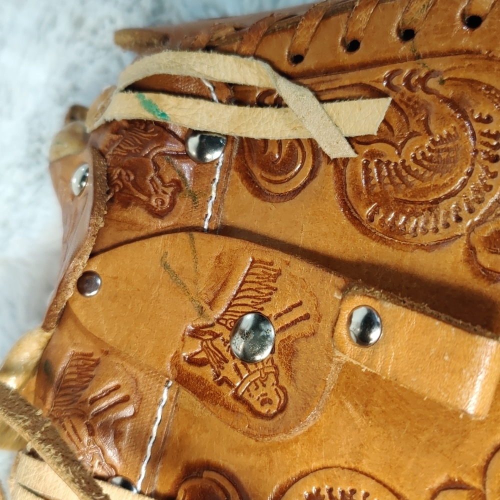 Handmade Sheepskin Leather Brown  Horse Saddle Bag. - Picture 12 of 16